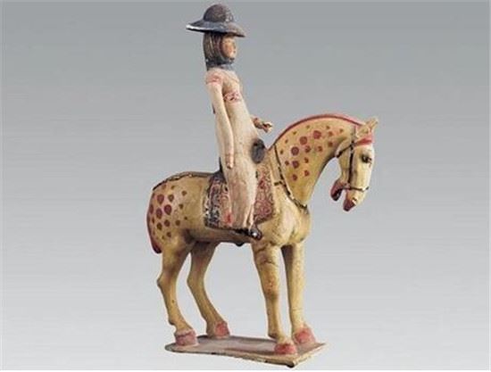 陕历博穿越千年的“姐姐”们拍了拍你 陕历博穿越千年的“姐姐”们拍了拍你