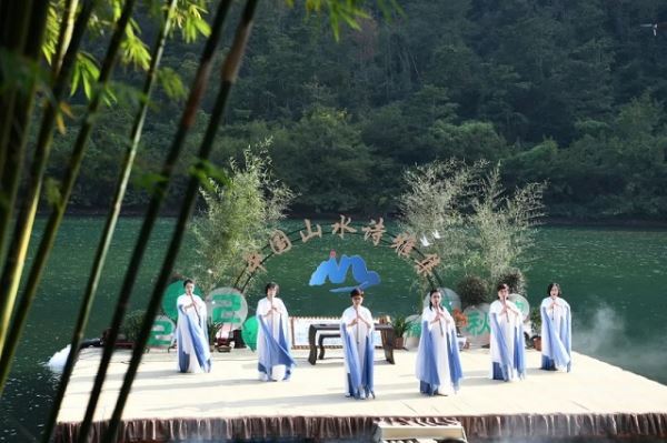 全球直播！近60个会场！永嘉举办首届中国诗歌秋晚